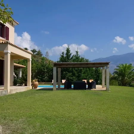 Villa Kleismata Sleeps 6 Klismata