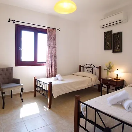 Villa Kleismata Sleeps 6 Klismata