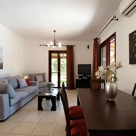 Villa Kleismata Sleeps 6 Klismata